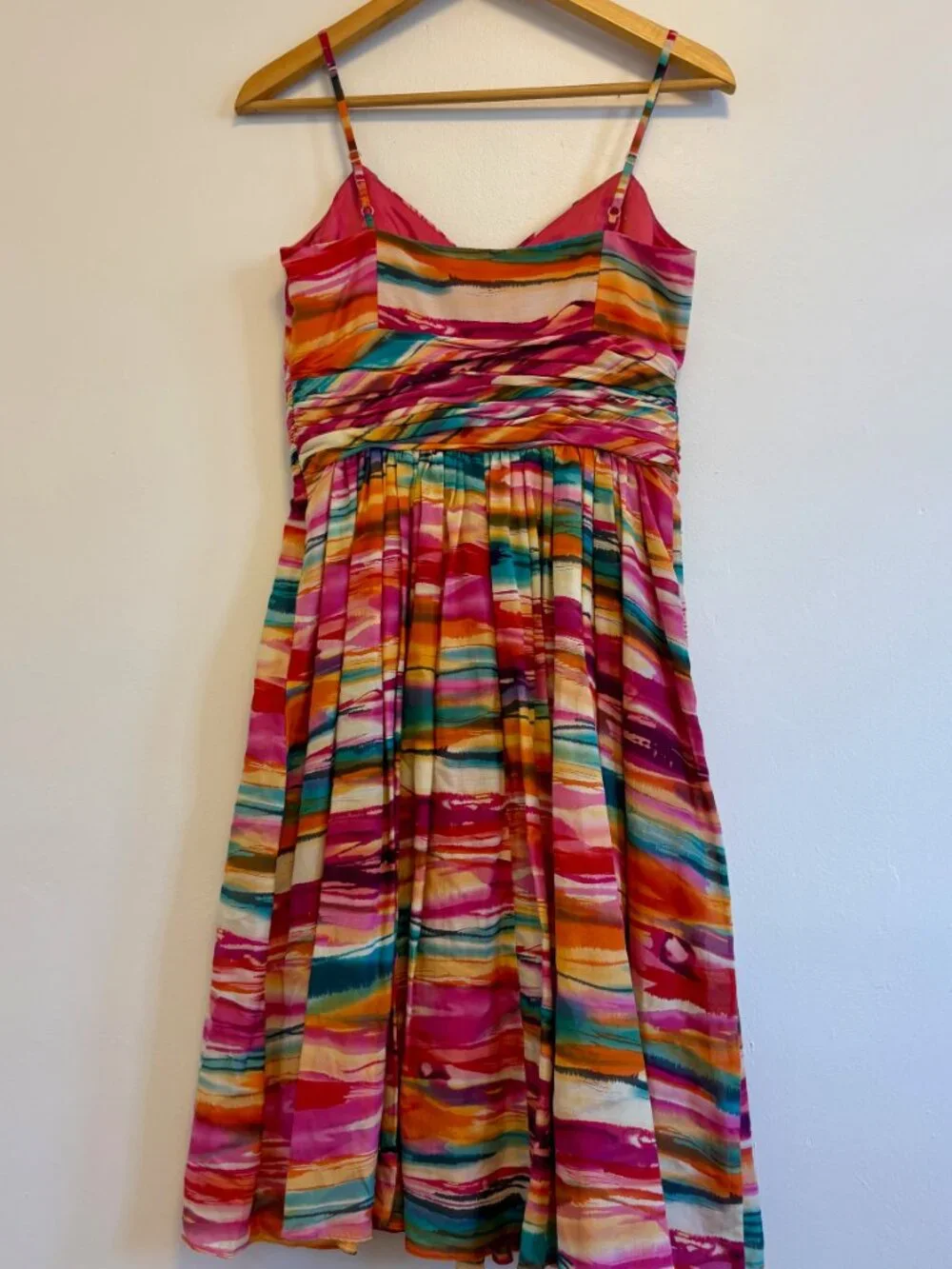Vibrant, abstract pattern cocktail dress, Anne Klein, Size 2 - Picture 5 of 7